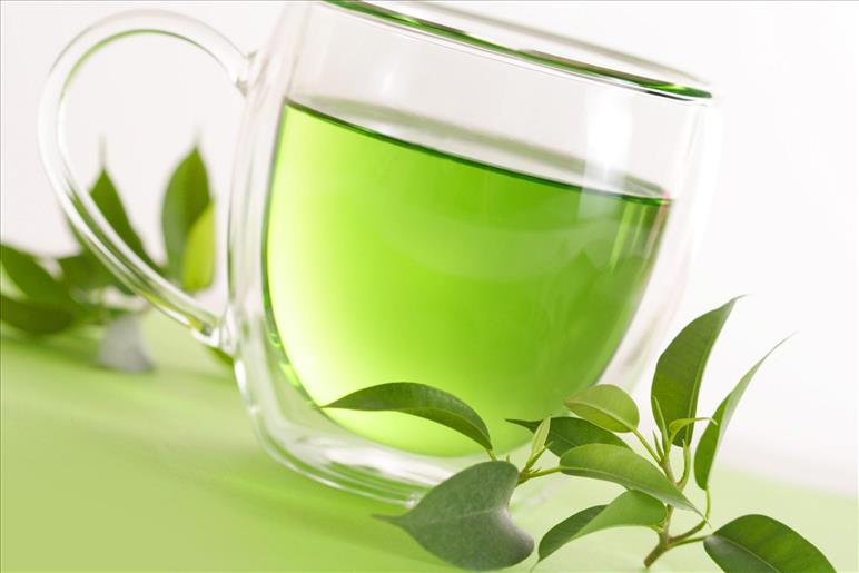 6 reasons why you should include green tea in your daily diet